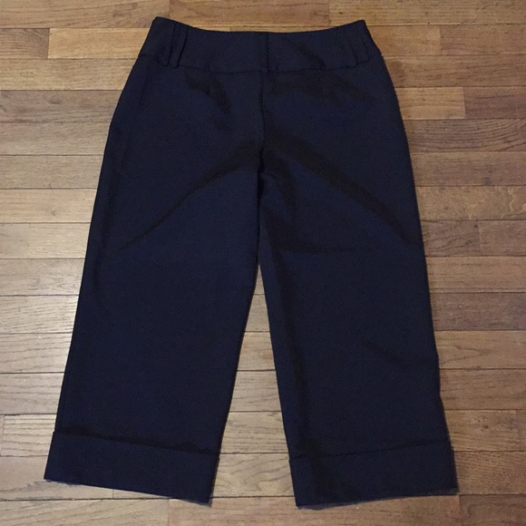 Cato Dress Capris - Picture 4 of 7